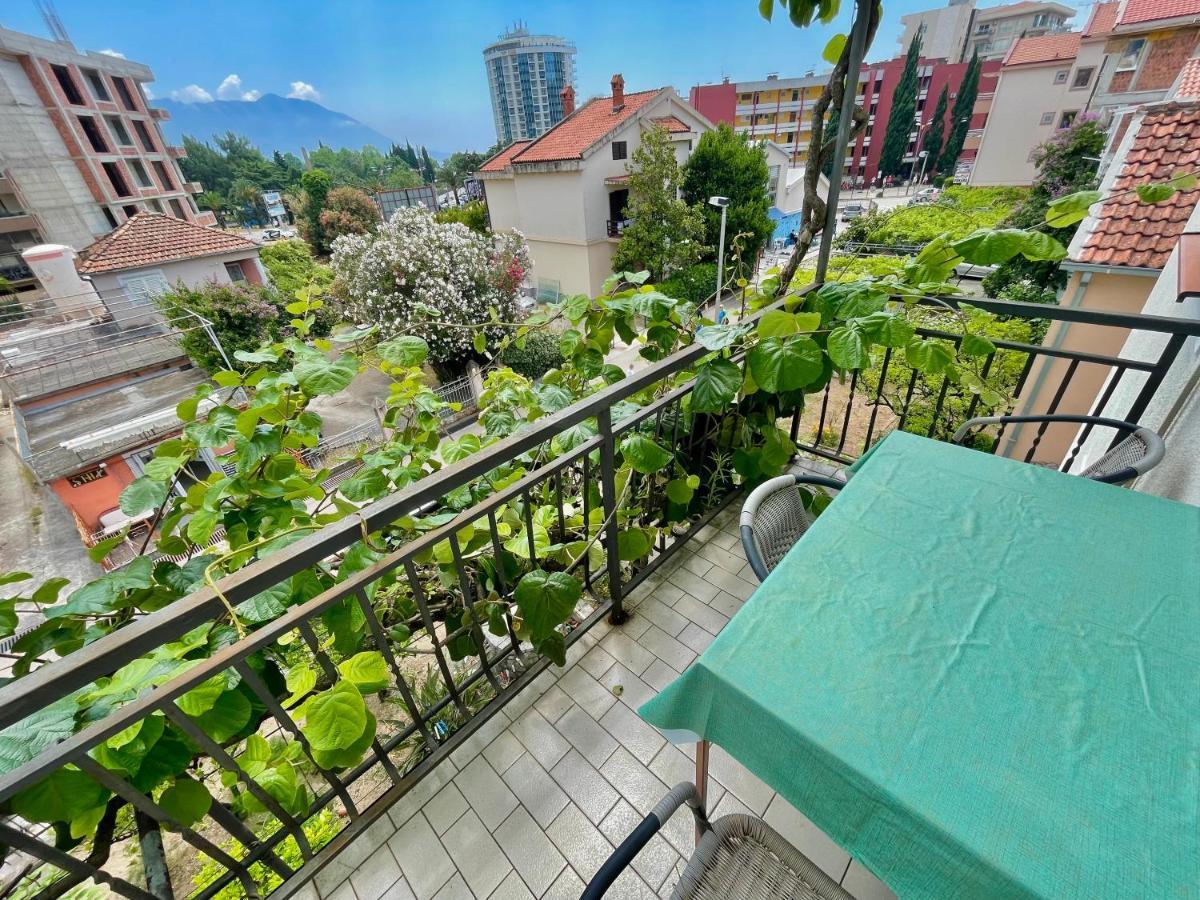 Garden House Budva Extérieur photo